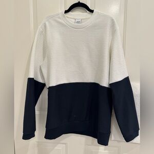 Zara Women's Black and White Crew Neck Sweater